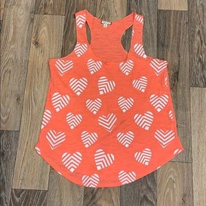 Pink tank top with white chevron hearts